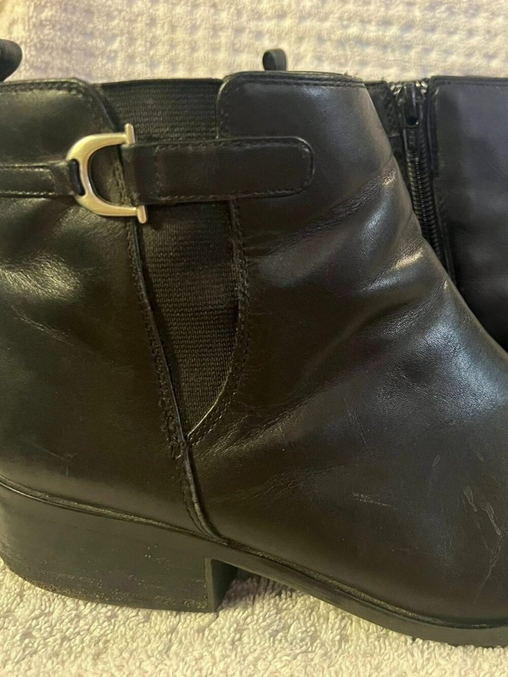 🐻Size 8 - Covington - Black Ankle Boots - Some Wear